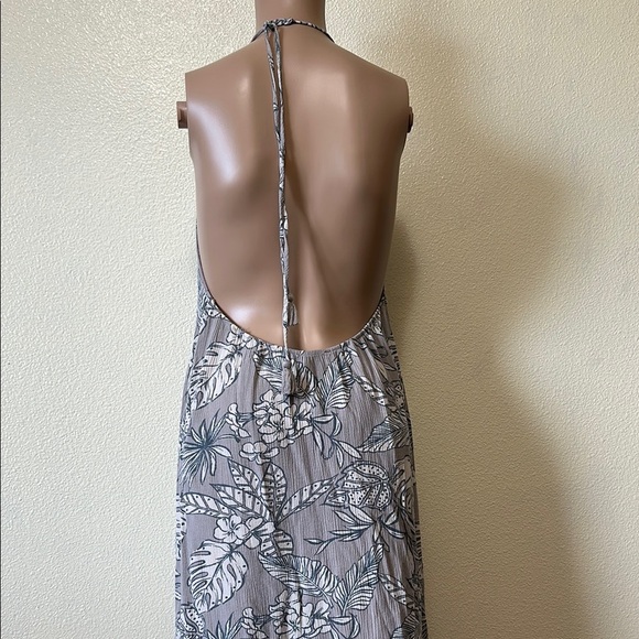 Forever 21- Floral Halter Maxi Dress - Gray - Picture 5 of 7